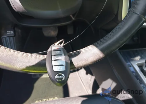 2018 Nissan Altima 2.5 Sl из США, поврежденный, VIN 1N4AL3AP0JC204084